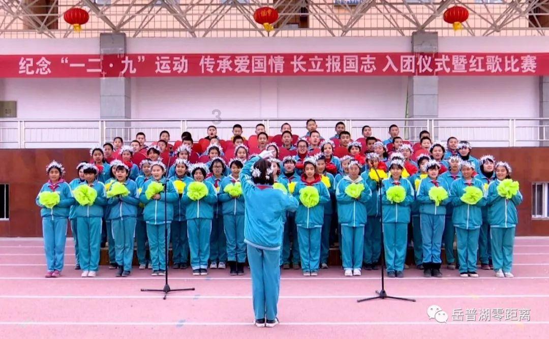 支队政委重伤倒地，俩伪军发现他还活着，附耳说：别动，一会就走